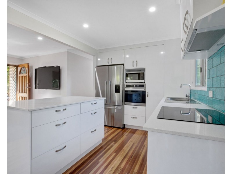 3 Marrau Court, Slade Point QLD 4740