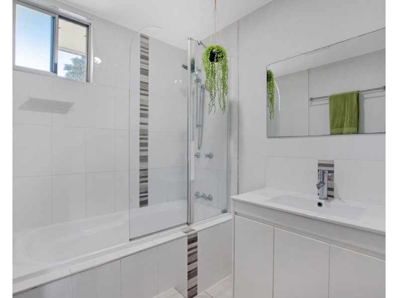 3 Marrau Court, Slade Point QLD 4740