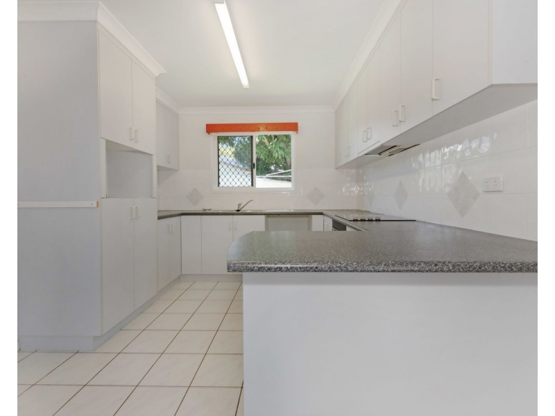 141 Bruce Highway, Bakers Creek QLD 4740