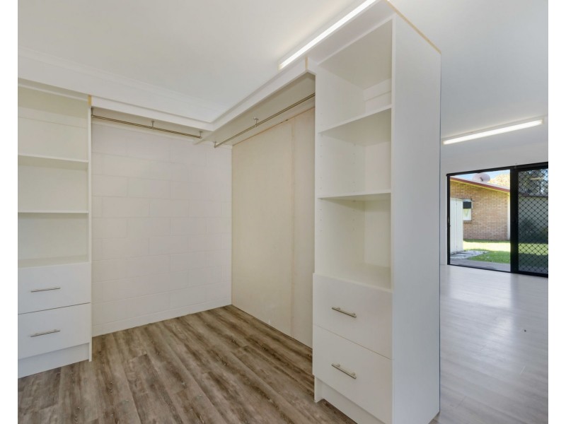 141 Bruce Highway, Bakers Creek QLD 4740