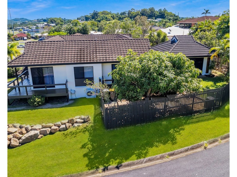 11 Percy Court, Glenella QLD 4740