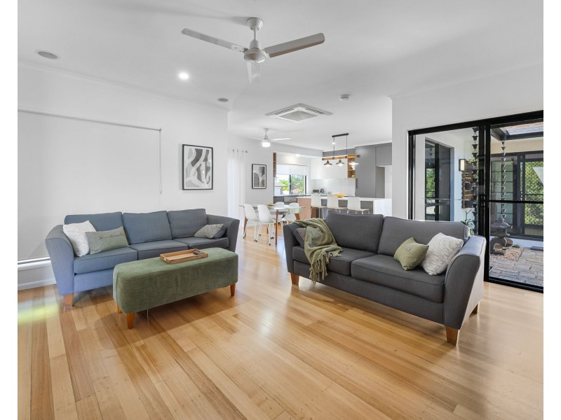 11 Percy Court, Glenella QLD 4740