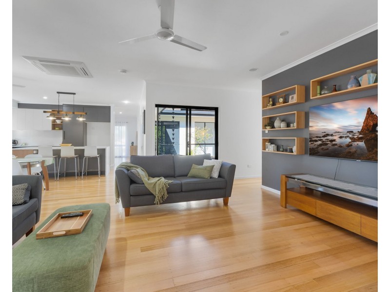 11 Percy Court, Glenella QLD 4740