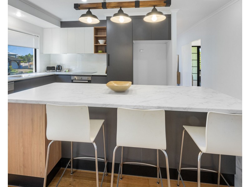 11 Percy Court, Glenella QLD 4740