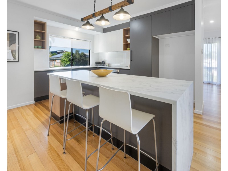 11 Percy Court, Glenella QLD 4740