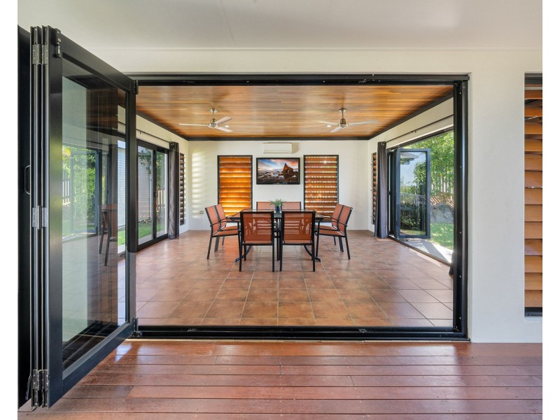 11 Percy Court, Glenella QLD 4740