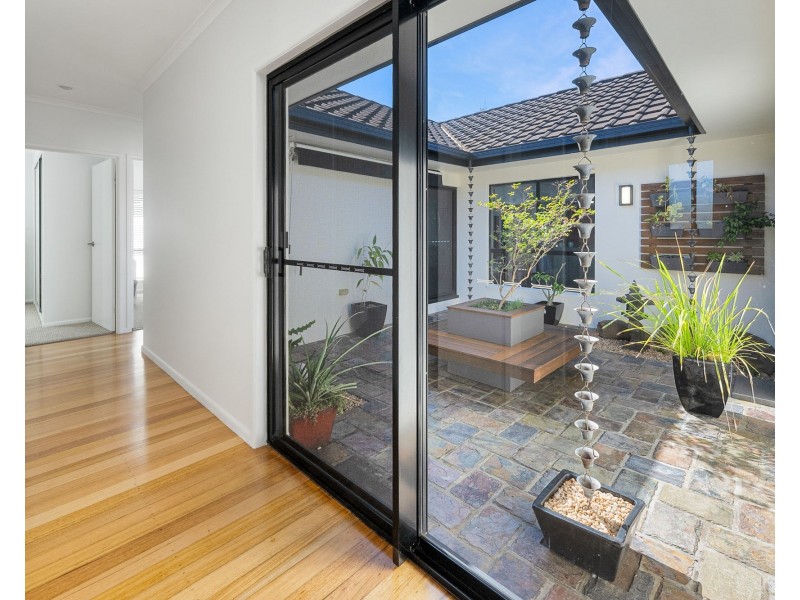 11 Percy Court, Glenella QLD 4740