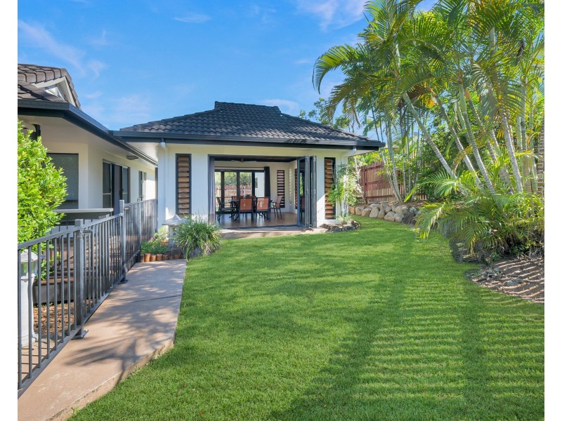 11 Percy Court, Glenella QLD 4740