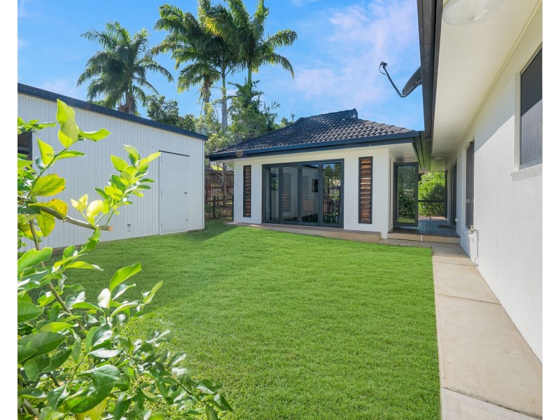 11 Percy Court, Glenella QLD 4740