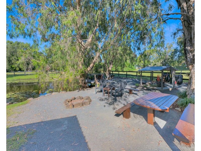 80 Banksia Avenue, Andergrove QLD 4740