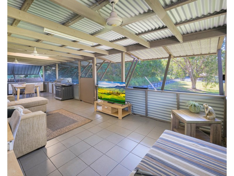 80 Banksia Avenue, Andergrove QLD 4740