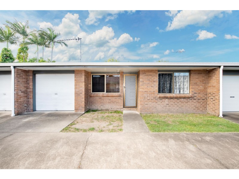 2/16 Kennedy Street, South Mackay QLD 4740