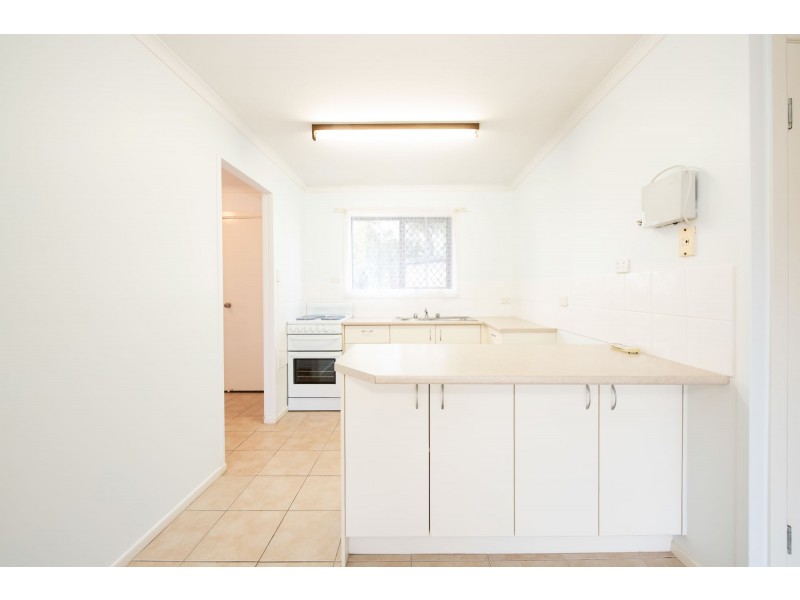 2/16 Kennedy Street, South Mackay QLD 4740