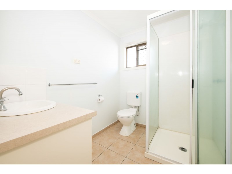 2/16 Kennedy Street, South Mackay QLD 4740
