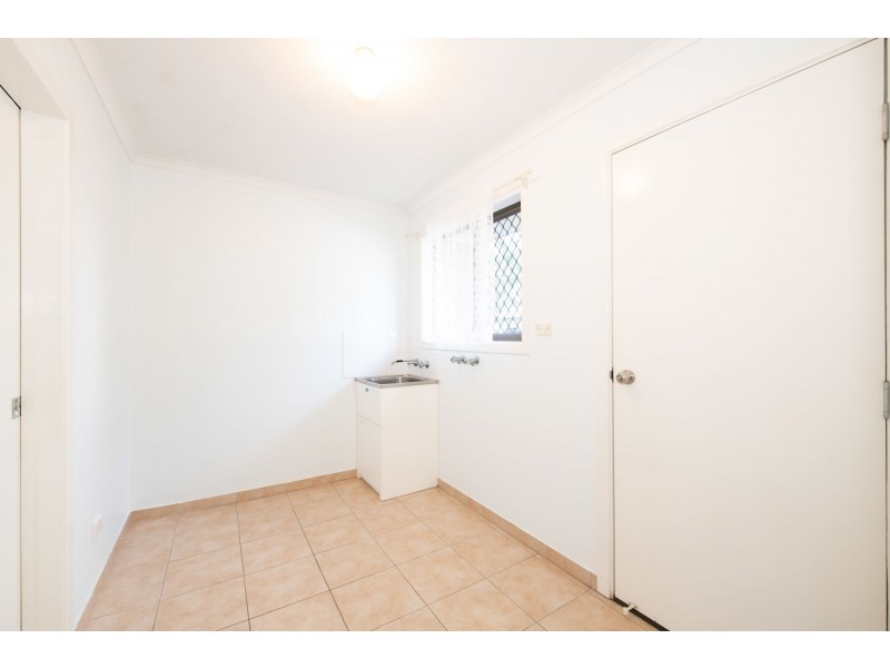 2/16 Kennedy Street, South Mackay QLD 4740