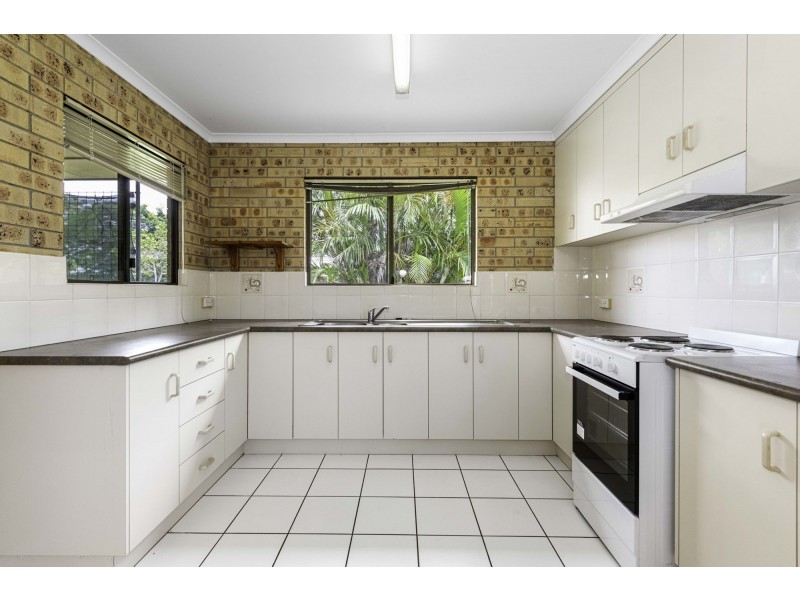 3 Joanne Street, South Mackay QLD 4740