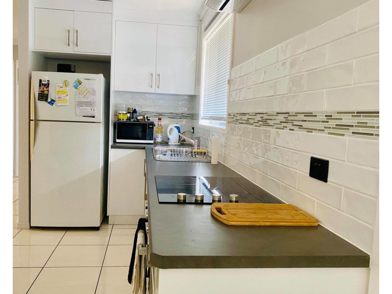 2/395 Bridge Road, West Mackay QLD 4740