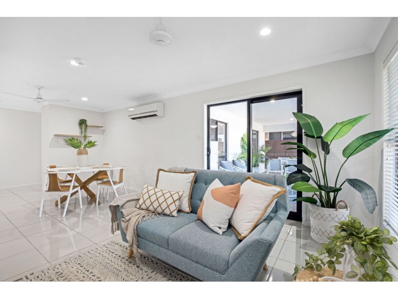 2 Surrey Court, Ooralea QLD 4740