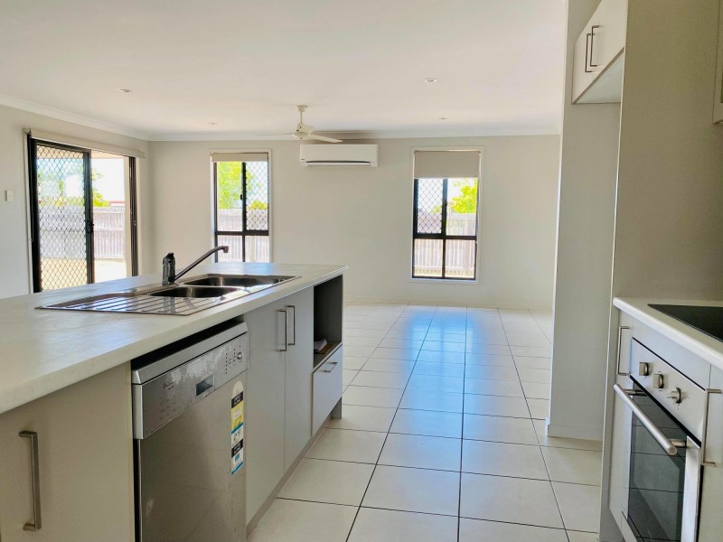 2 Nives Street, Mirani QLD 4754