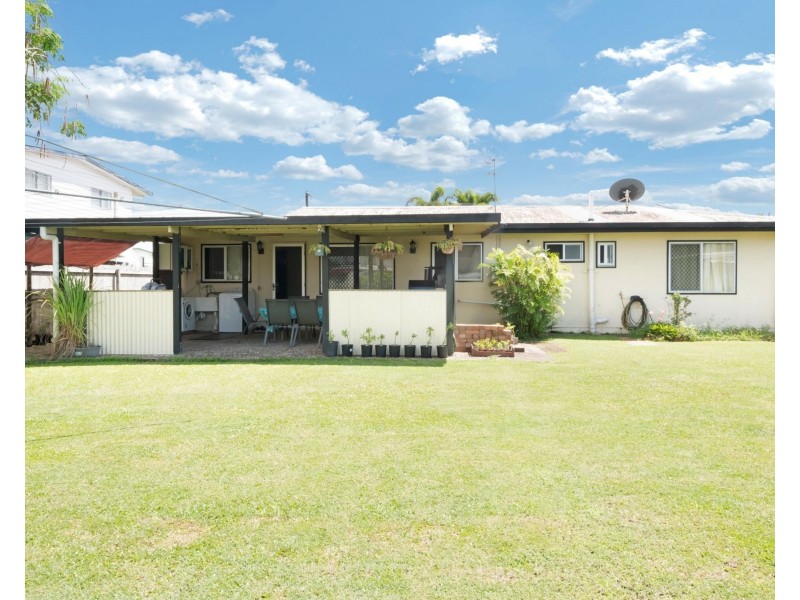 9 Pharlap Parade, Ooralea QLD 4740