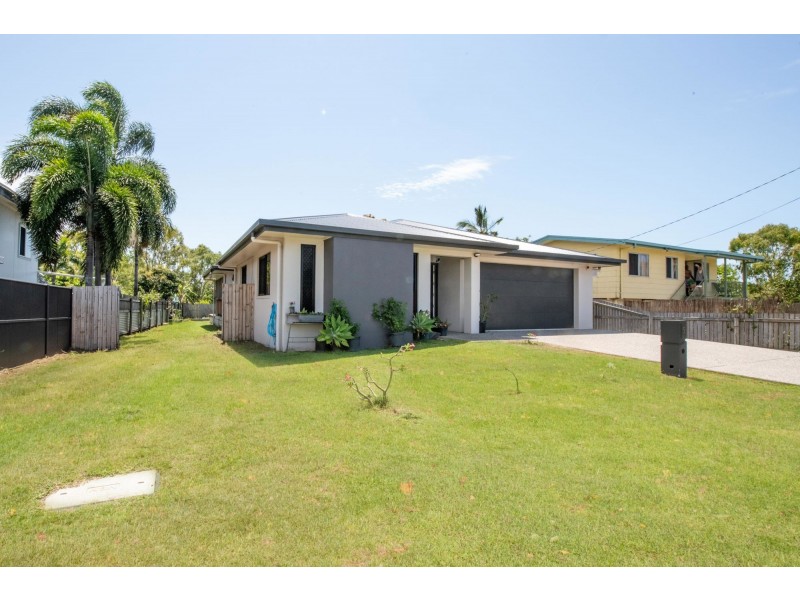 5 Preston Street, Slade Point QLD 4740