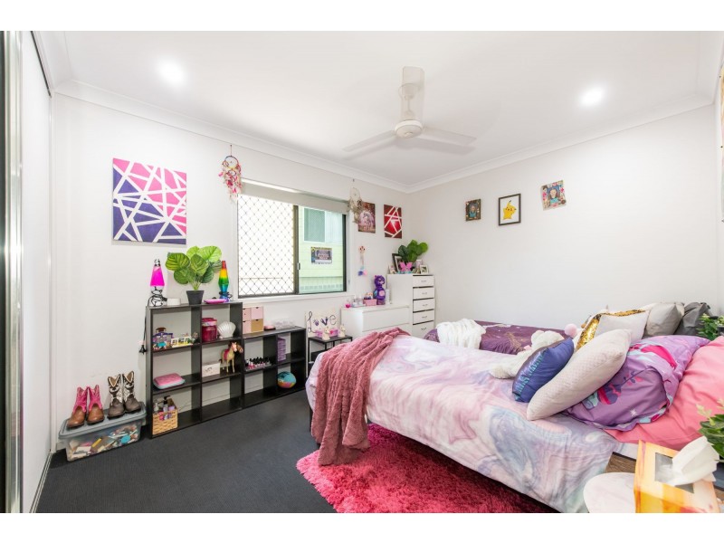 5 Preston Street, Slade Point QLD 4740