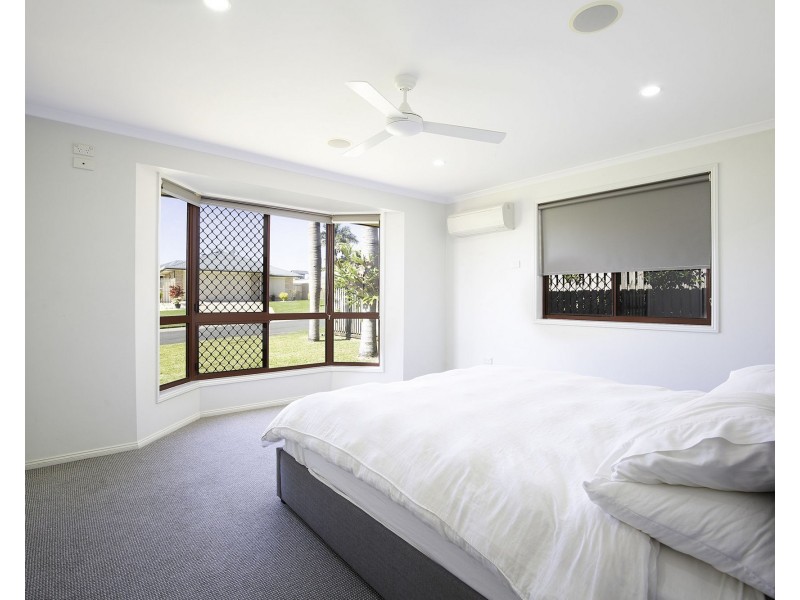 6 Sir Griffith Way, Rural View QLD 4740