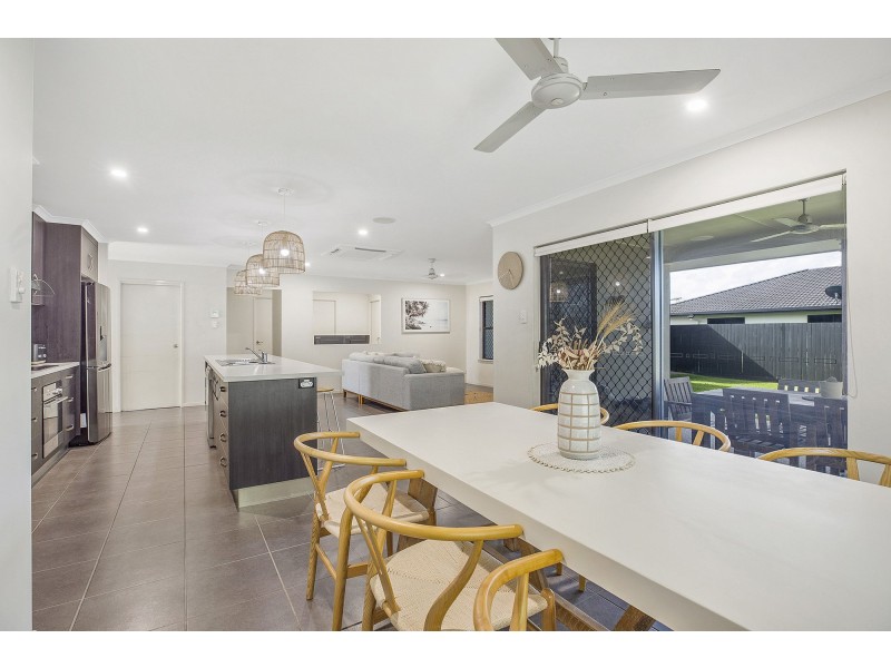 15 Pelorus Court, Ooralea QLD 4740