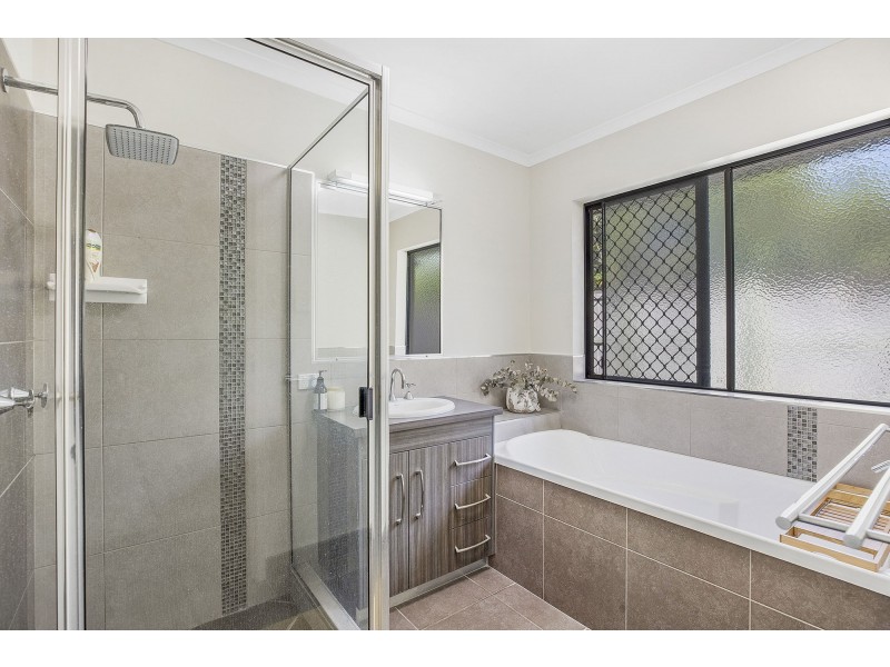 15 Pelorus Court, Ooralea QLD 4740