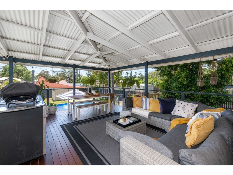 16 Beaton Street, West Mackay QLD 4740