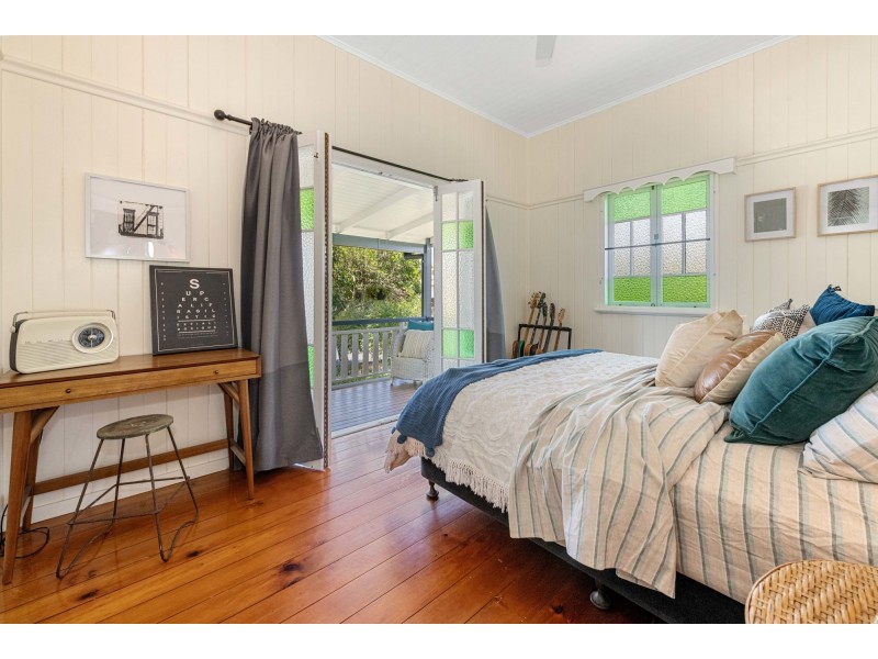 16 Beaton Street, West Mackay QLD 4740