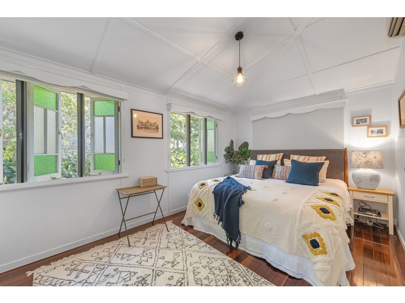 16 Beaton Street, West Mackay QLD 4740