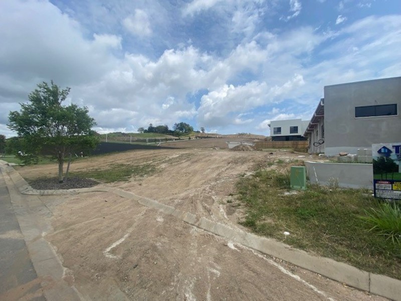 38 Parkedge Avenue, Richmond QLD 4740