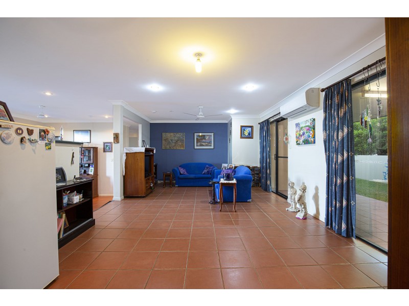 53 Cinnamon Drive, Glenella QLD 4740