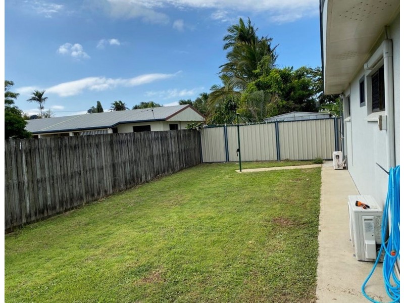 2/18 Clements Street, South Mackay QLD 4740