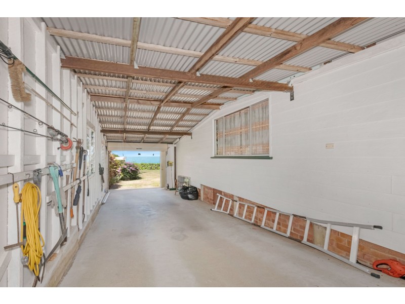 46 Ocean Avenue, Slade Point QLD 4740