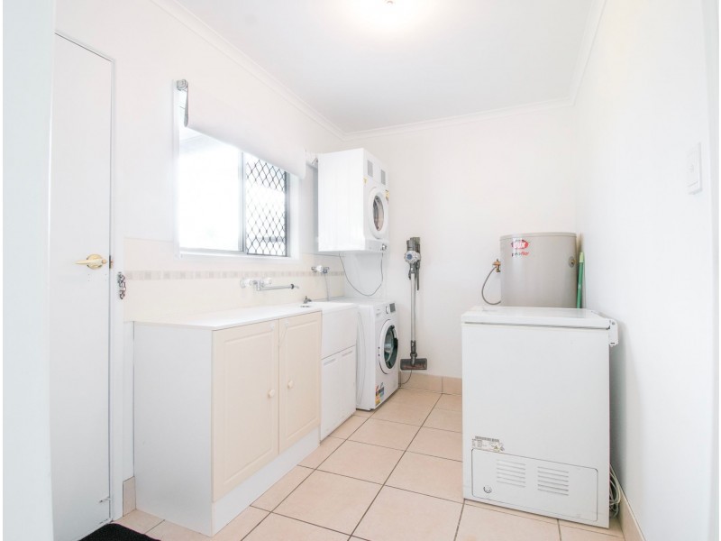 21 Nella Drive, South Mackay QLD 4740