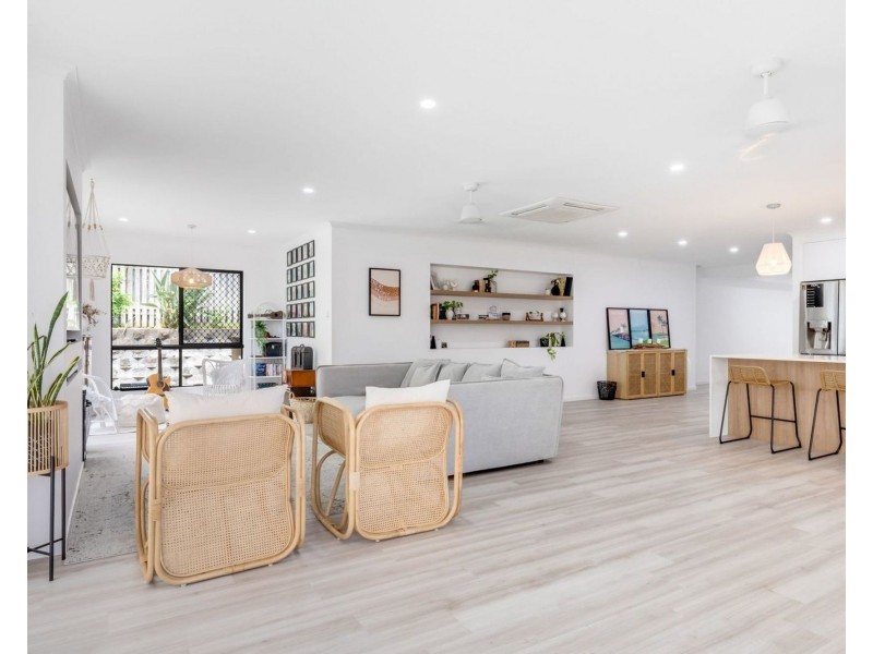 22 Cosford Drive, Eimeo QLD 4740