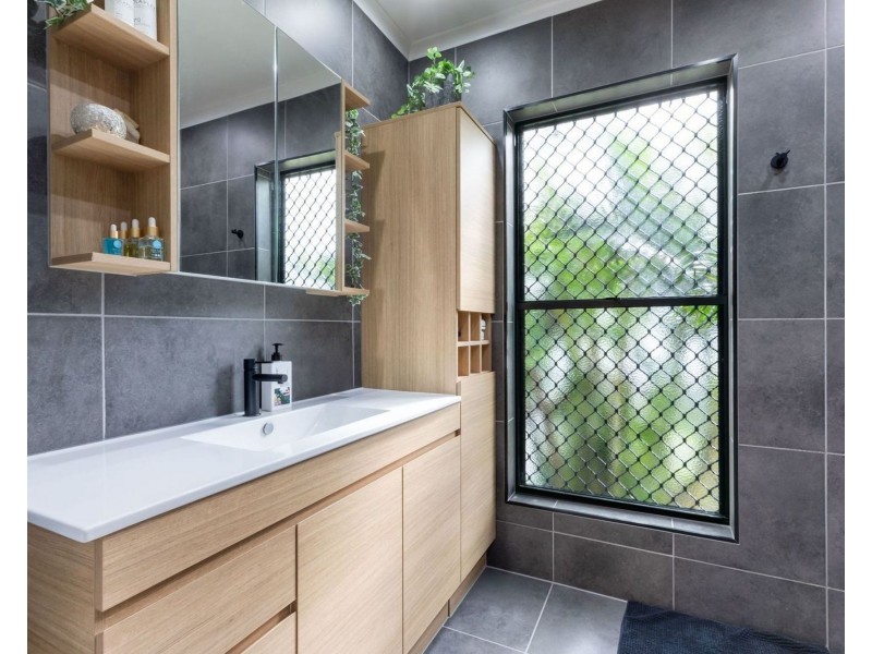 22 Cosford Drive, Eimeo QLD 4740