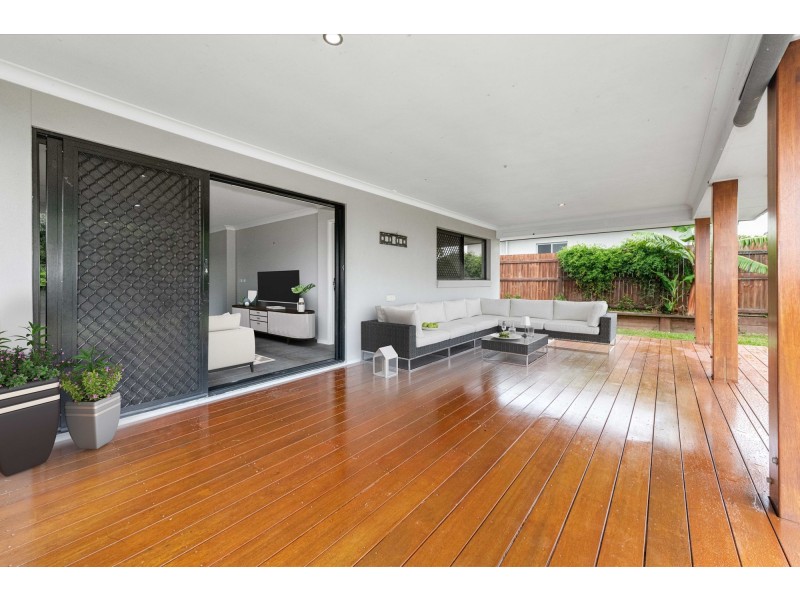 14 Flintwood Street, Rural View QLD 4740