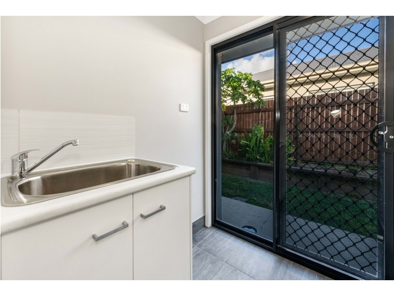 14 Flintwood Street, Rural View QLD 4740