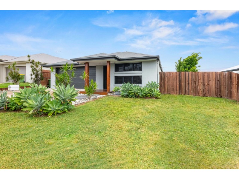 14 Flintwood Street, Rural View QLD 4740