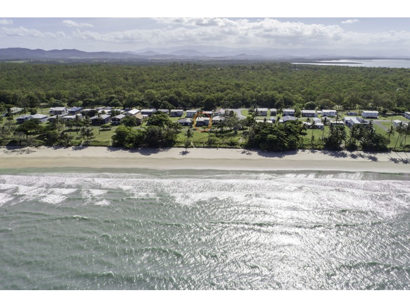 4 Frangipanni Avenue, Seaforth QLD 4741