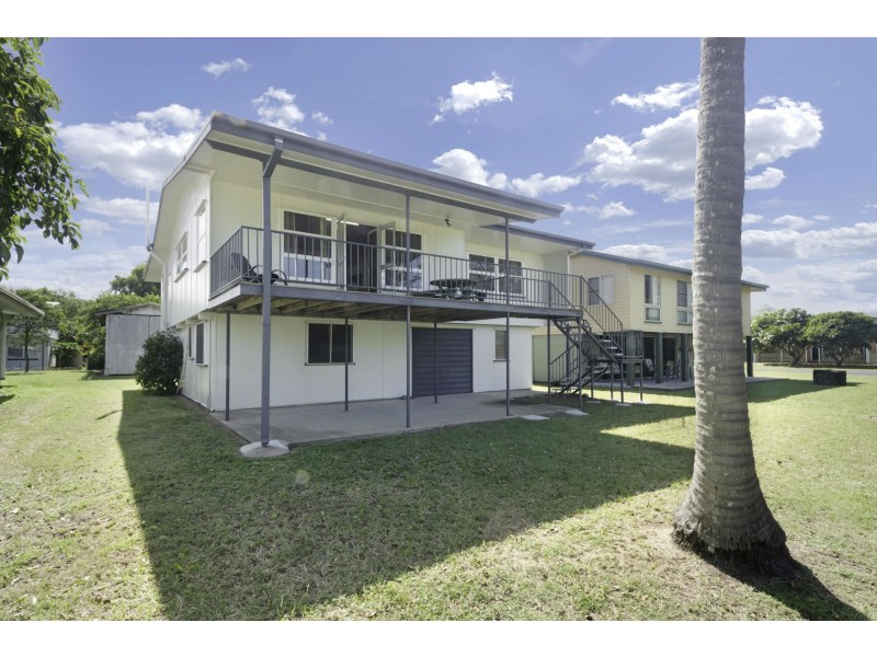 4 Frangipanni Avenue, Seaforth QLD 4741