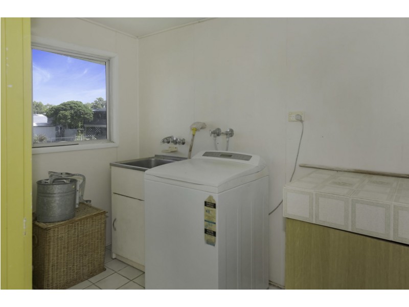 4 Frangipanni Avenue, Seaforth QLD 4741