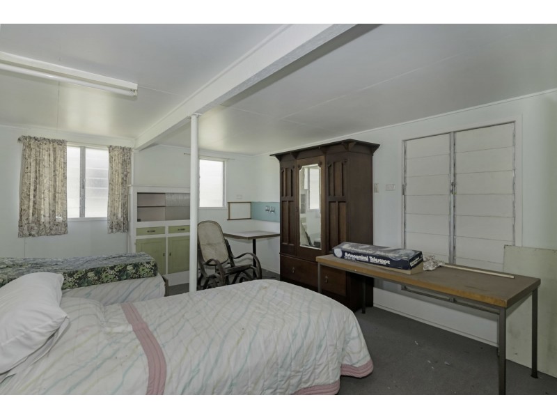 4 Frangipanni Avenue, Seaforth QLD 4741