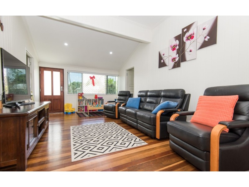 2 Queen Street, North Mackay QLD 4740