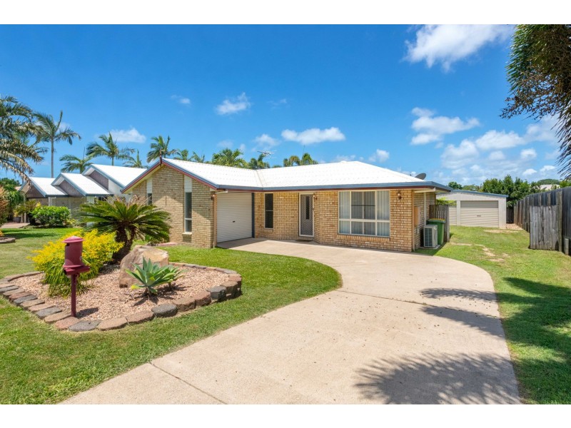 8 Avalon Drive, Rural View QLD 4740