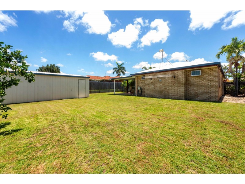 8 Avalon Drive, Rural View QLD 4740