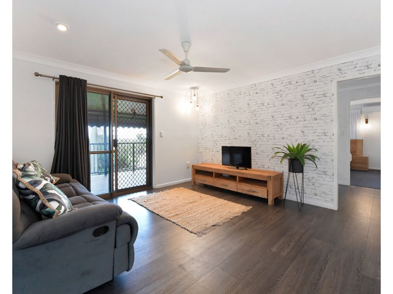 27 Sweeney Court, Glenella QLD 4740